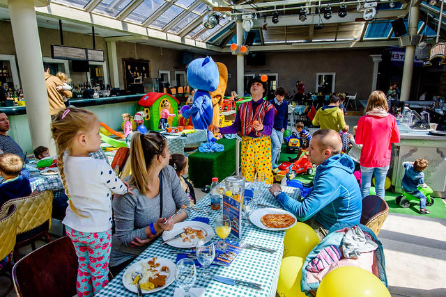 Budapest legcsaládbarátabb sunday brunch ebédje Sunday Brunch a Symbolban