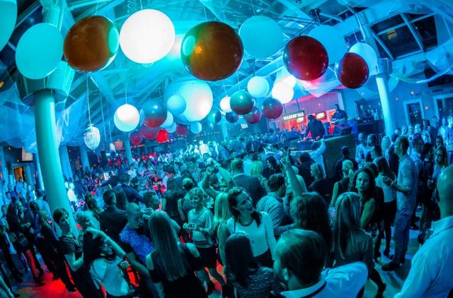4db páros jegyet sorsolunk a megosztók között a Christmas Classic Partyra 4db páros jegyet sorsolunk a megosztók között a Christmas Classic Partyra